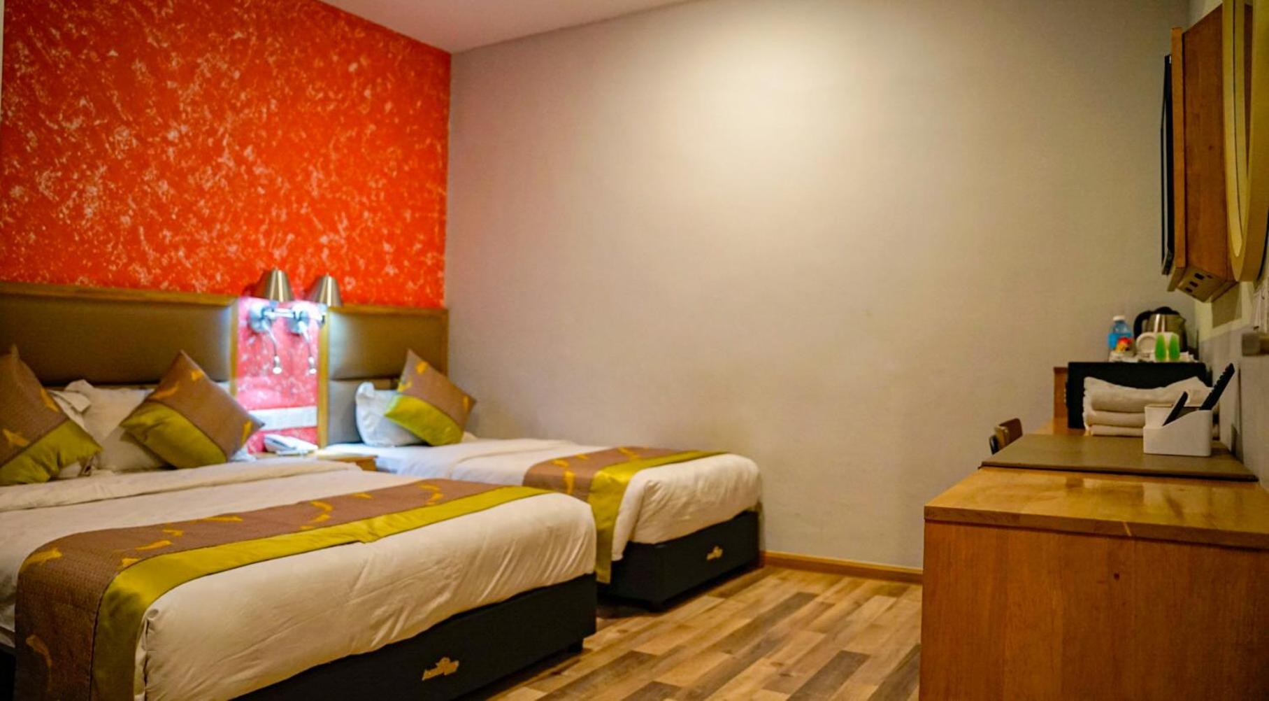 K Garden Hotel Ipoh Kültér fotó