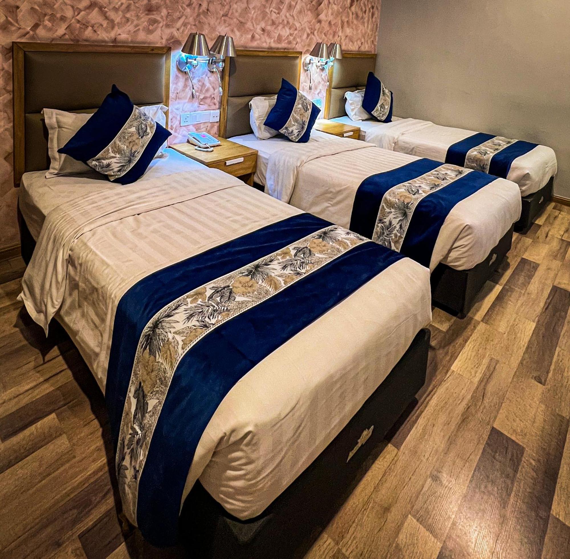 K Garden Hotel Ipoh Kültér fotó