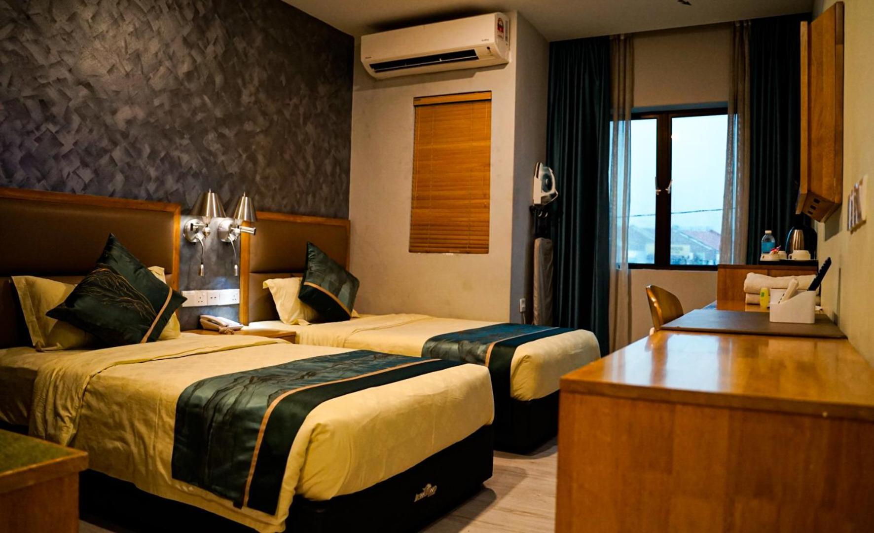 K Garden Hotel Ipoh Kültér fotó